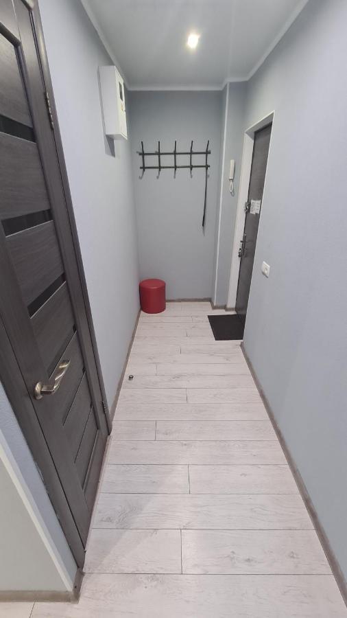 Apartaments On Vulytsia Heroiv Ato 32 Kryvyj Rih Exteriér fotografie